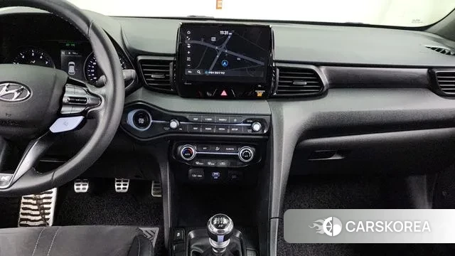 Hyundai Veloster (JS) 2022 Белый из Кореи, фото 5