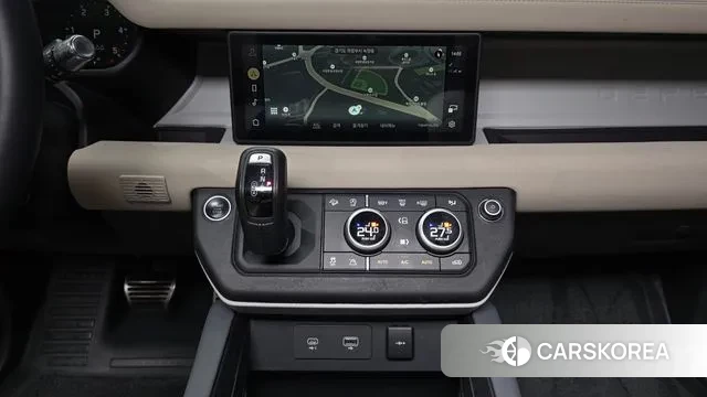 Land Rover Defender (L663) 2022 Белый из Кореи, фото 5