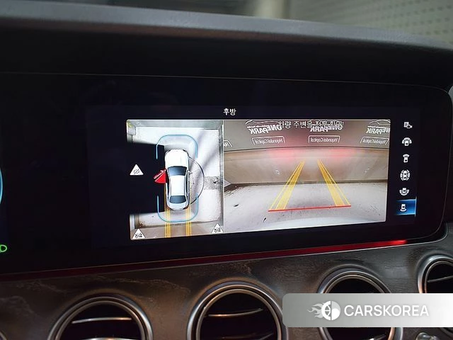 Mercedes-Benz E-Class W213 2022 Белый из Кореи, фото 5