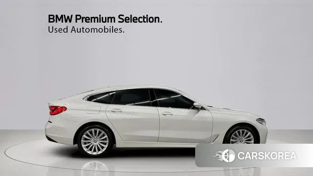 BMW 6 Series GT (G32) 2024 Жемчужный цвет из Кореи, фото 5