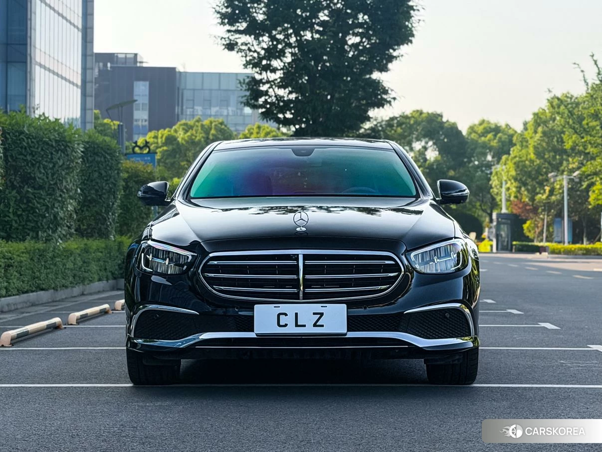 Mercedes-Benz E-class 2023 Черный из Китая, фото 5