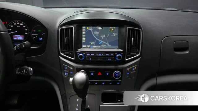 Hyundai The New Grand Starex 2018 Белый из Кореи, фото 5