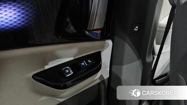 Kia Carnival 4th generation 2023 Черный из Кореи, фото 5