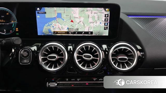 Mercedes-Benz GLA - Class H247 2020 Белый из Кореи, фото 5
