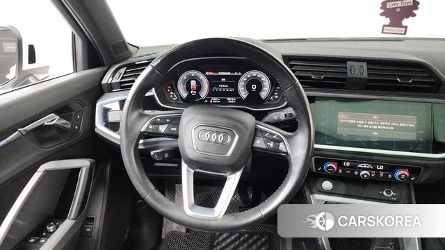 Audi Q3 (F3) 2020 Белый из Кореи, фото 5