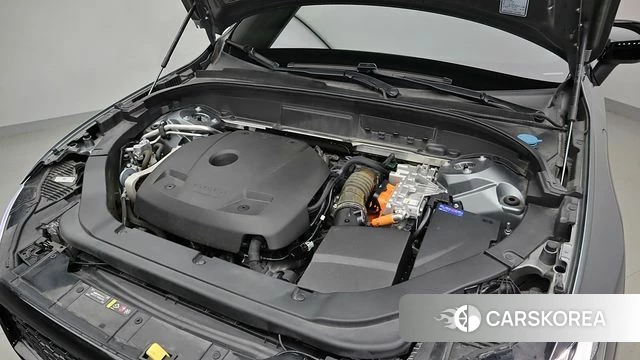 Volvo XC60 second Generation 2021 Серый из Кореи, фото 5