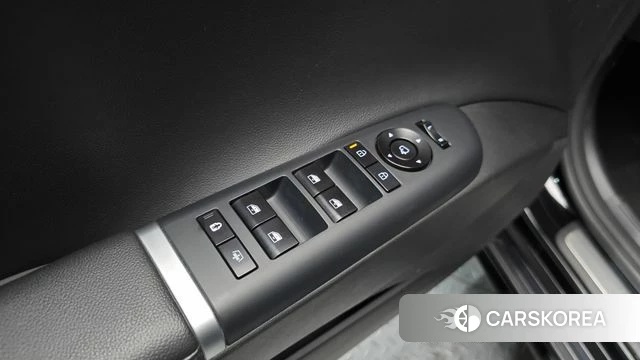 Hyundai Grandeur Hybrid (GN7) 2022 Черный из Кореи, фото 5