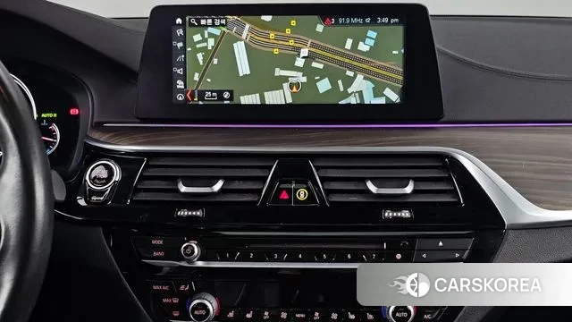 BMW 5 Series (G30) 2018 Серый из Кореи, фото 5