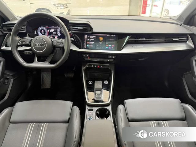 Audi A3 2023 Белый из Китая, фото 5