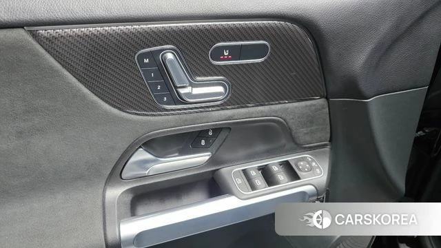 Mercedes-Benz GLB-Class X247 2023 Черный из Кореи, фото 5