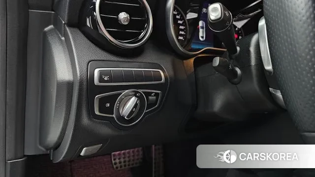 Mercedes-Benz C-Class W205 2019 Белый из Кореи, фото 5