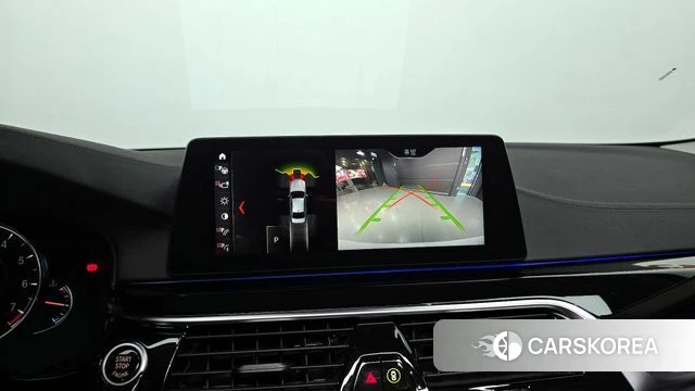 BMW 5 Series (G30) 2018 Белый из Кореи, фото 5