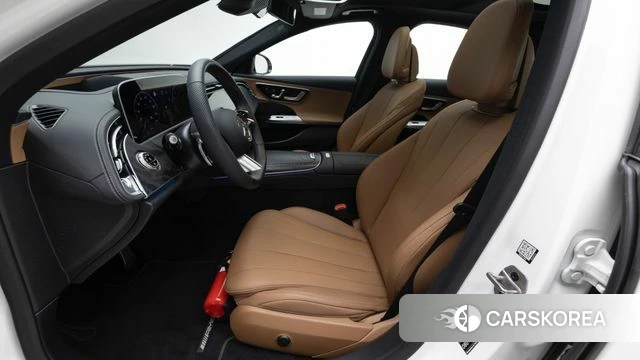 Mercedes-Benz E-Class W214 2025 Белый из Кореи, фото 5