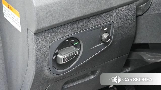 Volkswagen Tiguan second Generation 2018 Белый из Кореи, фото 5