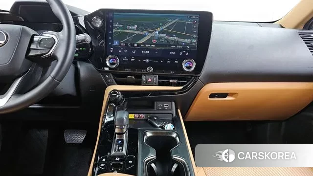 Lexus NX350h Second generation 2024 Белый из Кореи, фото 5