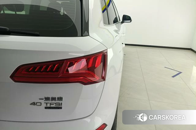 Audi Q5L 2019 Белый из Китая, фото 5