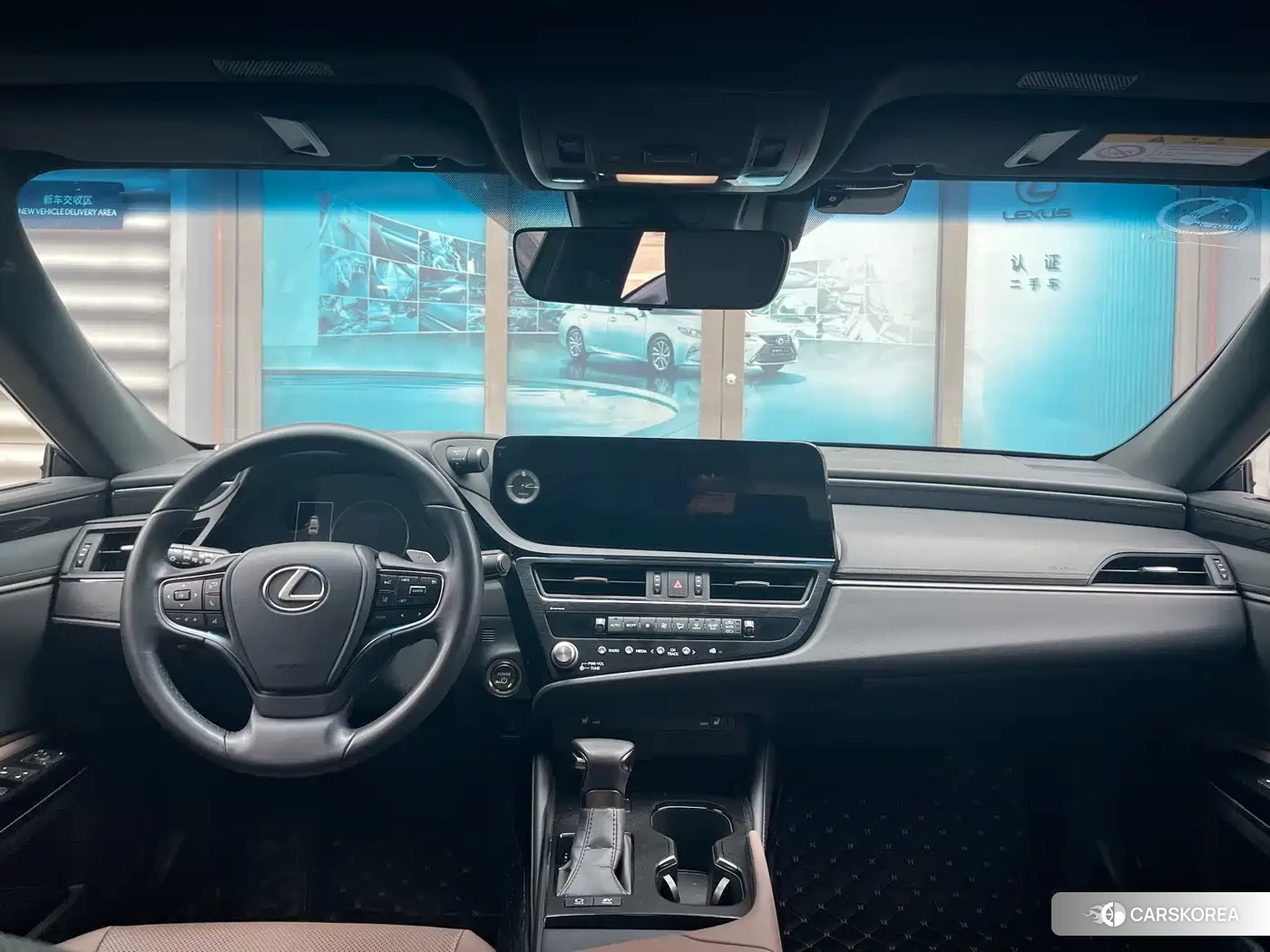 Lexus ES 2023 Silver/gray из Китая, фото 5