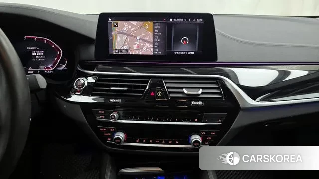 BMW 5 Series (G30) 2020 Белый из Кореи, фото 5