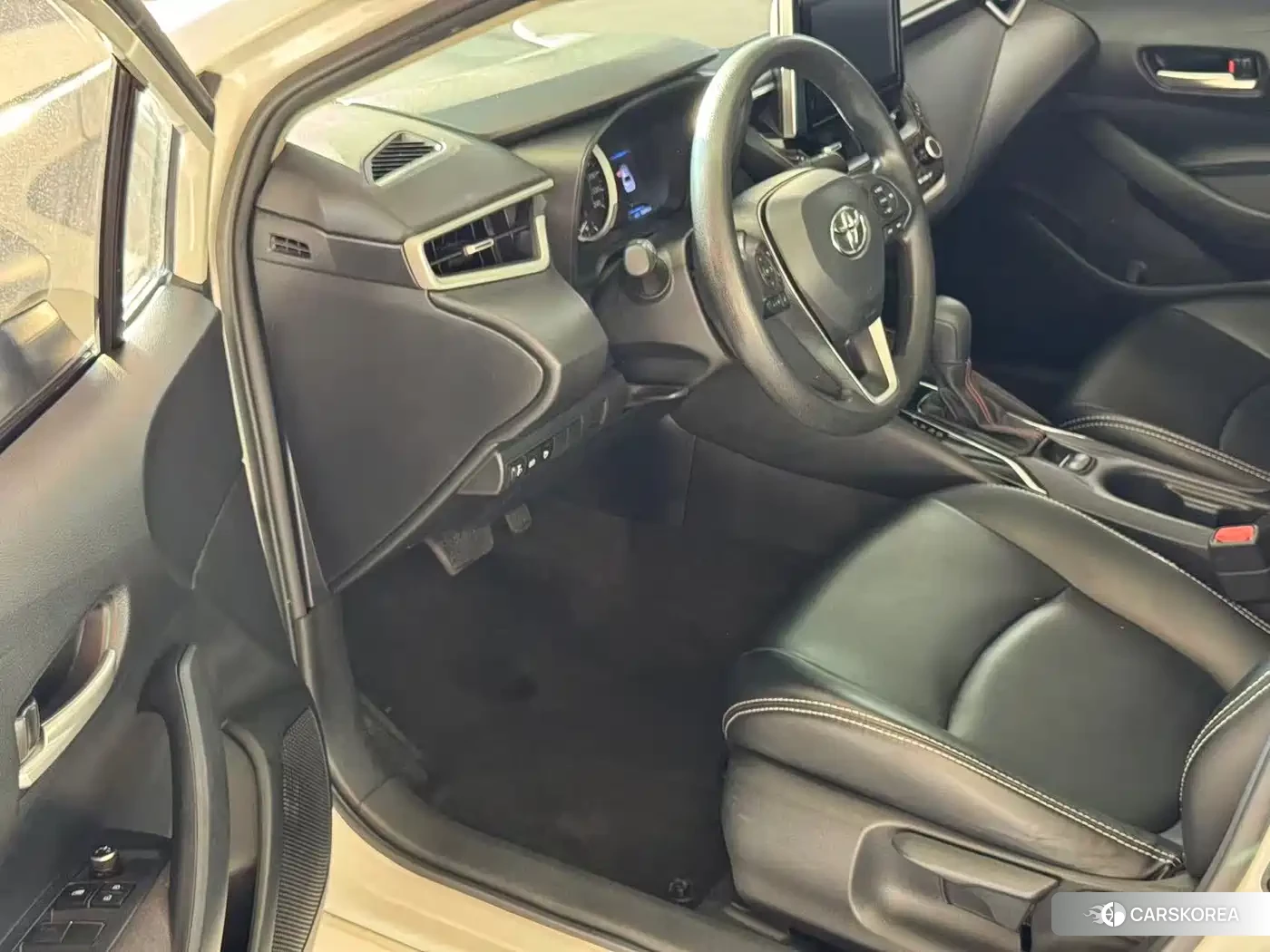 Toyota Corolla 2022 Белый из Китая, фото 5