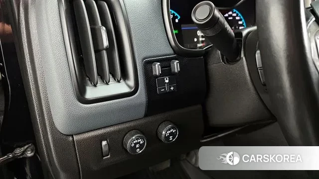 Chevrolet (GM Daewoo) Real New Colorado 2022 Черный из Кореи, фото 5