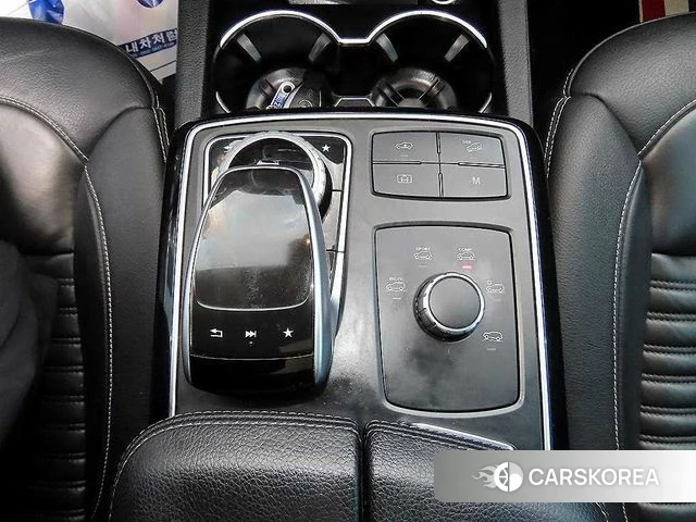 Mercedes-Benz GLE - Class W166 2018 Белый из Кореи, фото 5
