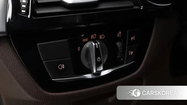 BMW 5 Series (G30) 2021 Черный из Кореи, фото 5