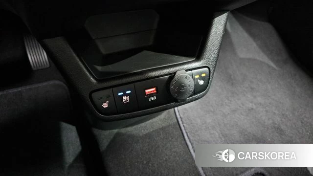 Kia The New Kia Ray 2023 Белый из Кореи, фото 5