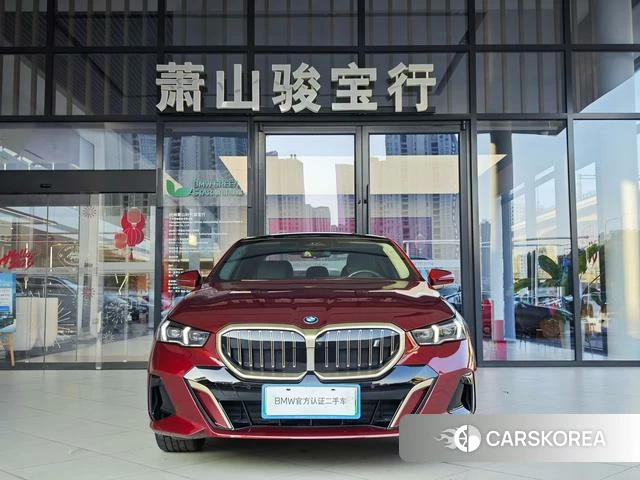BMW i5 2024 Красный из Китая, фото 5