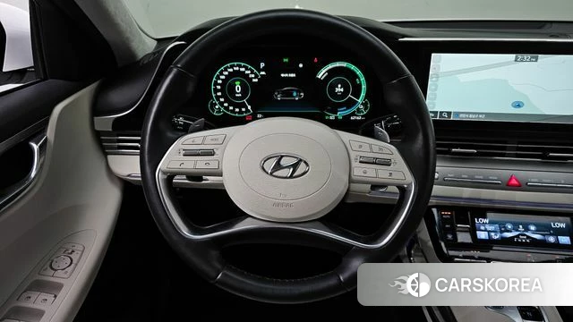 Hyundai The New Grandeur IG Hybrid 2022 Белый из Кореи, фото 5