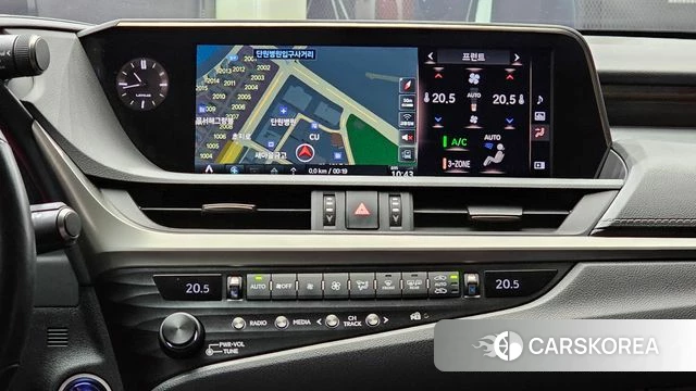 Lexus ES300h 7th generation 2019 Белый из Кореи, фото 5