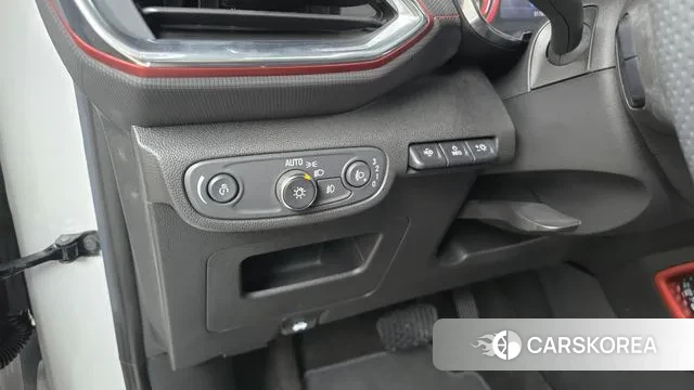 Chevrolet (GM Daewoo) Trailblazer 2023 Белый из Кореи, фото 5