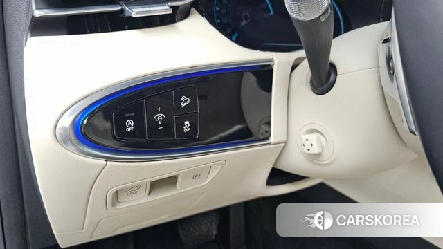 Genesis GV70 2023 Белый из Кореи, фото 5