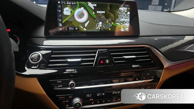 BMW 5 Series (G30) 2018 Серый из Кореи, фото 5