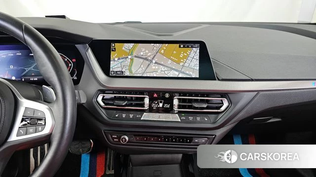 BMW 1 Series (F40) 2021 Белый из Кореи, фото 5