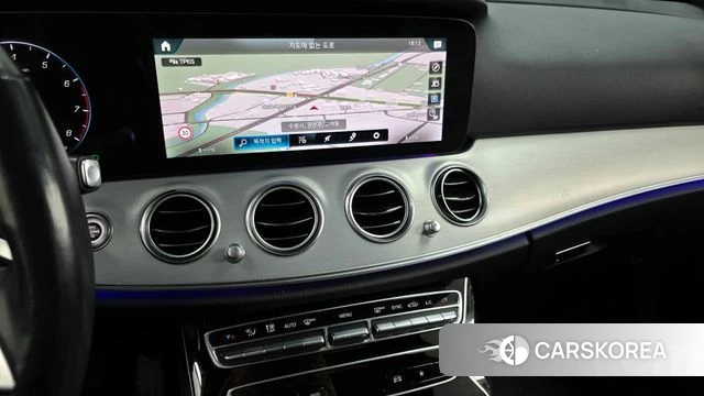 Mercedes-Benz E-Class W213 2021 Серый из Кореи, фото 5