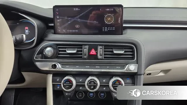 Genesis The New G70 2021 Белый из Кореи, фото 5