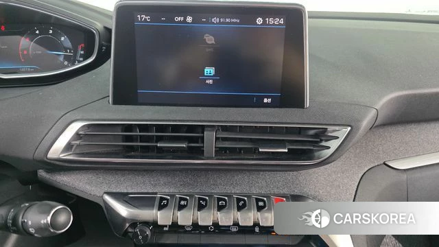 Peugeot 5008 second generation 2018 Белый из Кореи, фото 5