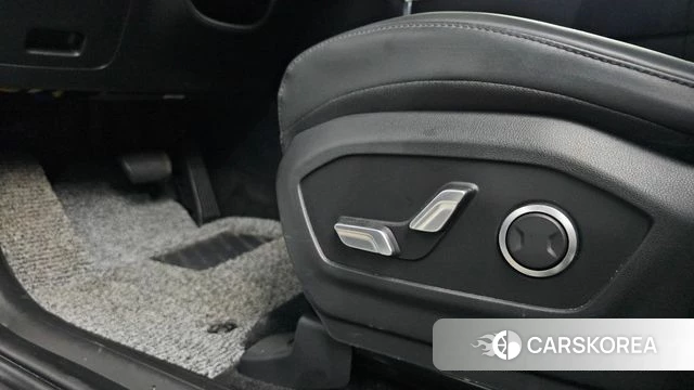 Hyundai Santa Fe (MX5) 2025 Белый из Кореи, фото 5