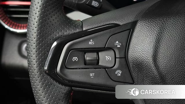 Chevrolet (GM Daewoo) Trax Crossover 2023 Белый из Кореи, фото 5