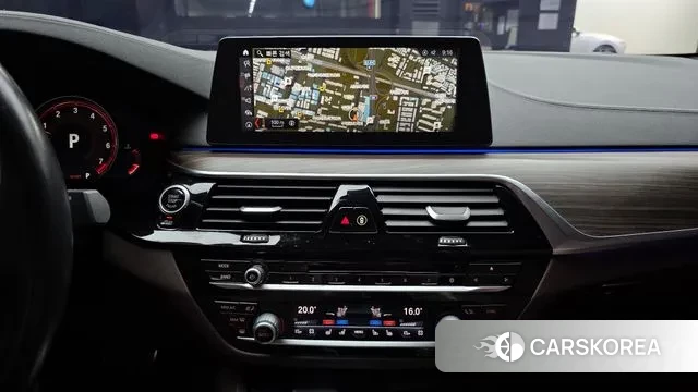 BMW 5 Series (G30) 2018 Серый из Кореи, фото 5