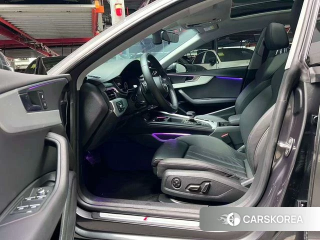 Audi A5 2021 Темно-серый из Китая, фото 5