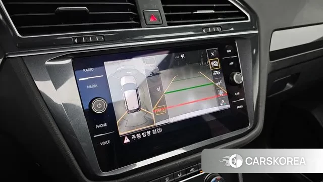 Volkswagen Tiguan second Generation 2018 Белый из Кореи, фото 5