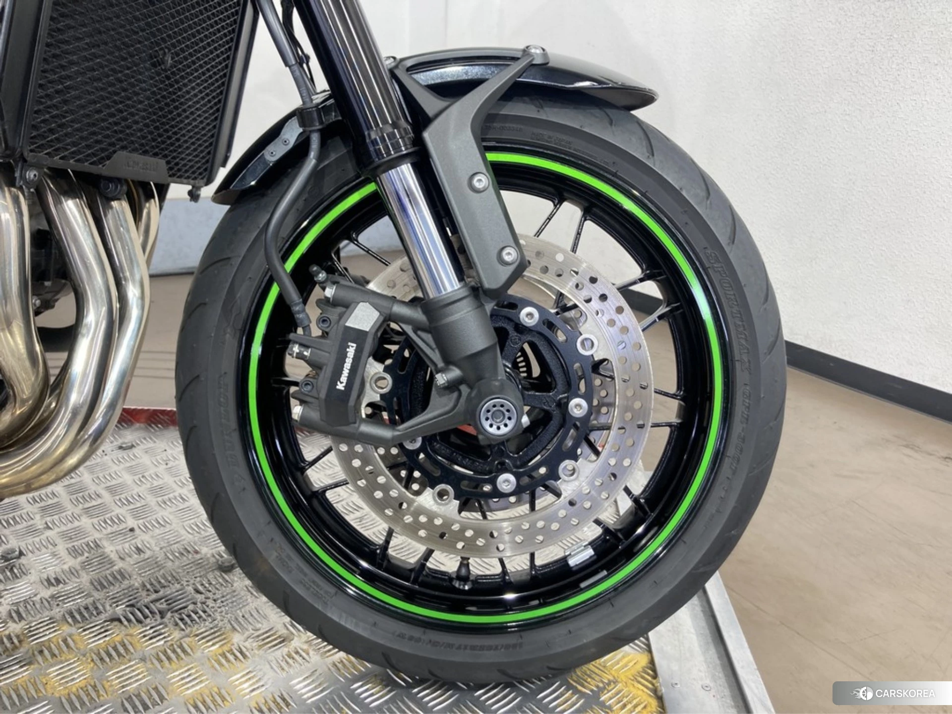 Kawasaki Z900RS CAFE 2025 из Японии