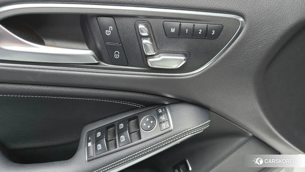 Mercedes-Benz GLA-Class X156 2018 Белый из Кореи, фото 5