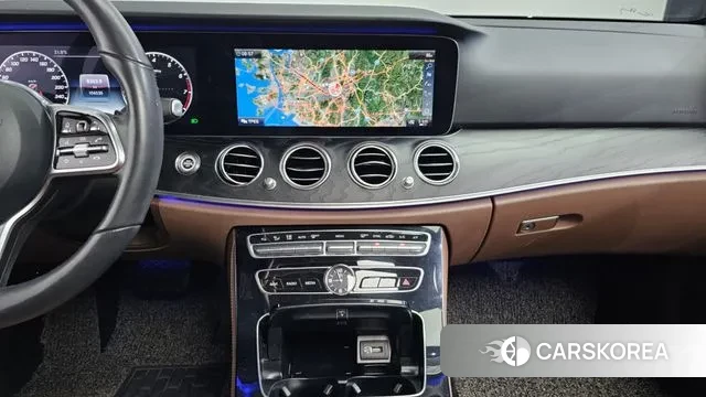 Mercedes-Benz E-Class W213 2019 Белый из Кореи, фото 5