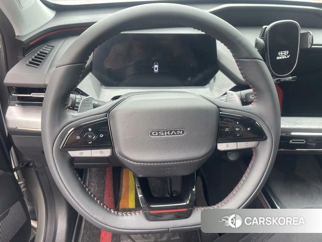 Changan Z6 2022 Серебристо-серый из Китая, фото 5