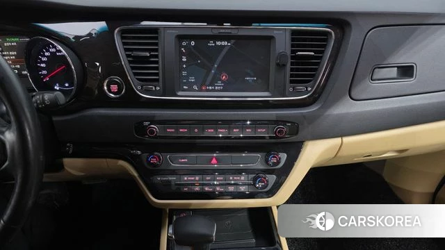 Kia The New Carnival 2018 Черный из Кореи, фото 5