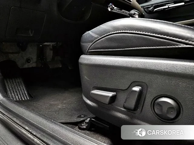 Kia Seltos 2019 Белый из Кореи, фото 5