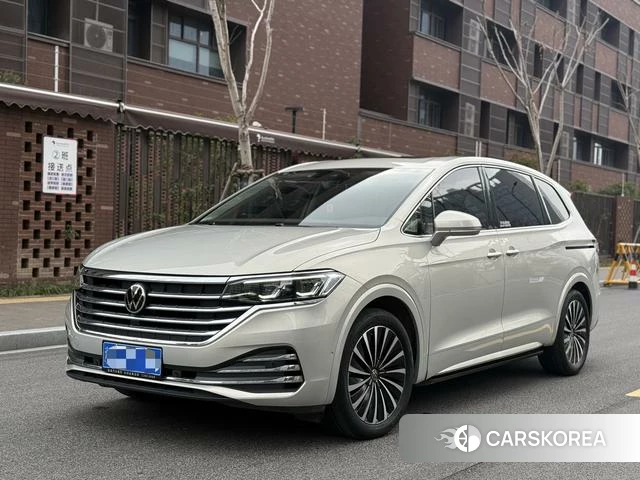 Volkswagen Weiran 2022 Серебристо-серый из Китая, фото 5