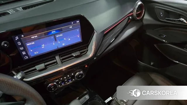 Chevrolet (GM Daewoo) Trax Crossover 2023 Черный из Кореи, фото 5